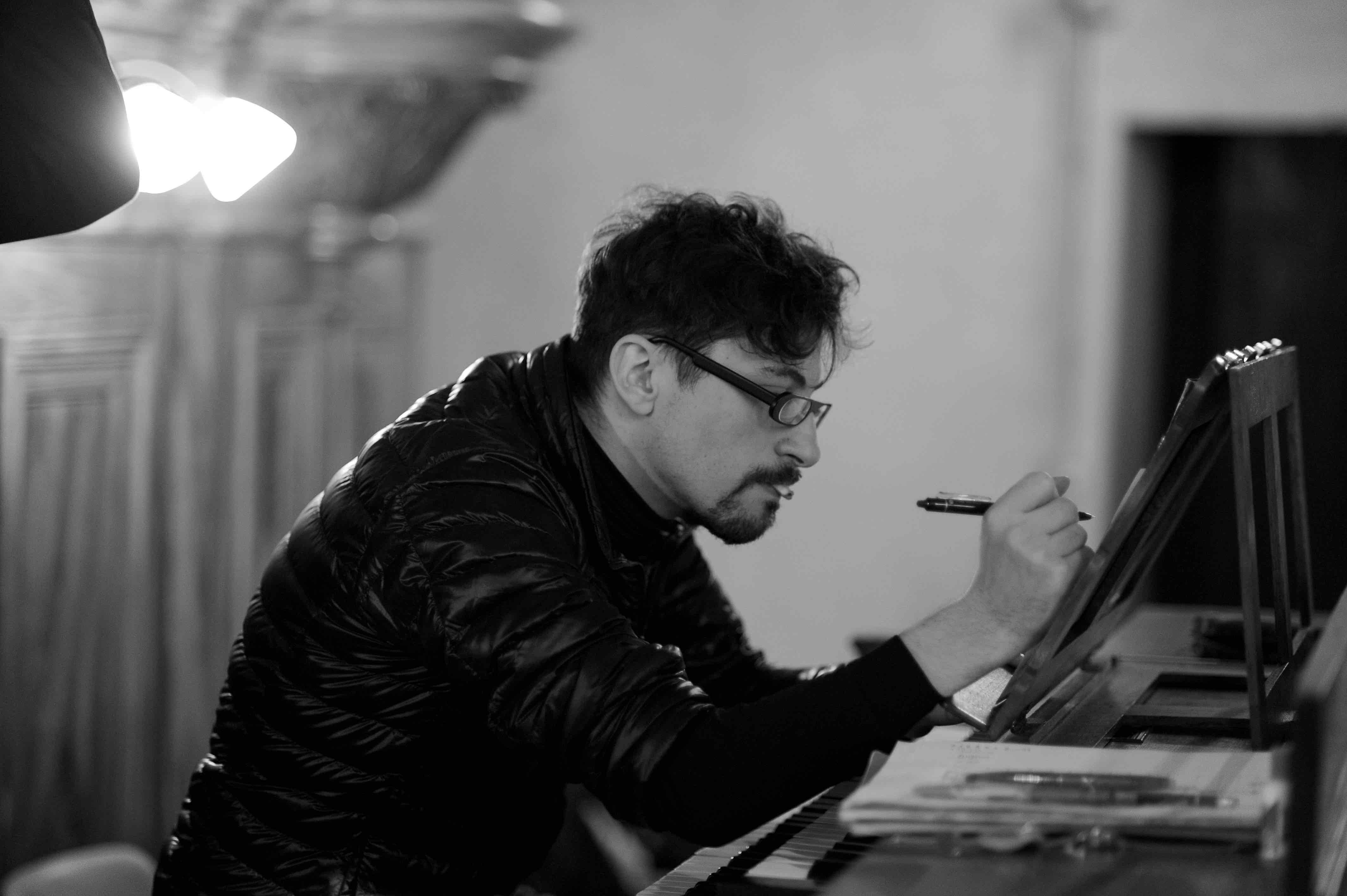 ensemble ascolta: Francesco Filidei - Four Scenes and a Funeral ensemble ascolta: Francesco Filidei - Four Scenes and a Funeral